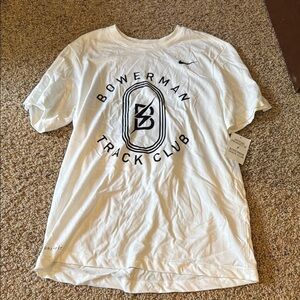 NWT Nike White Short Sleeve Tee with Logo BYC